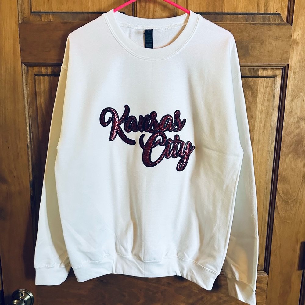 Kansas City Chiefs sweatshirt! Sequin  Kansas City size large!